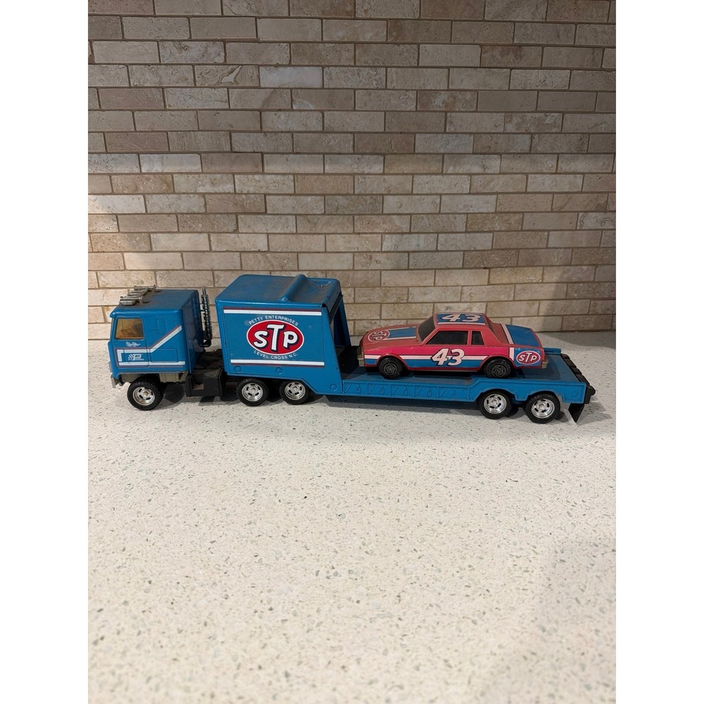 Vintage‎ Ertl Die Cast Car Hauler Trailer